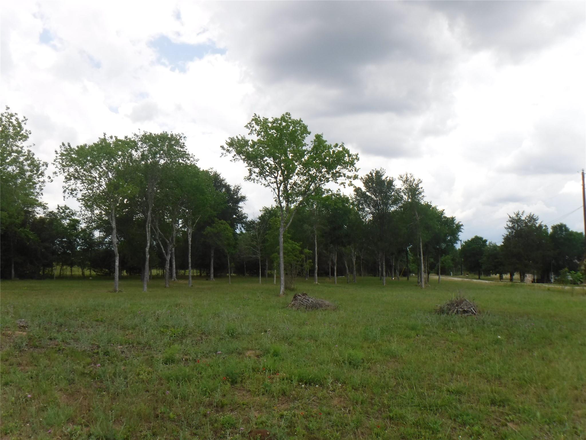 104 Riverside DR — photo 4
