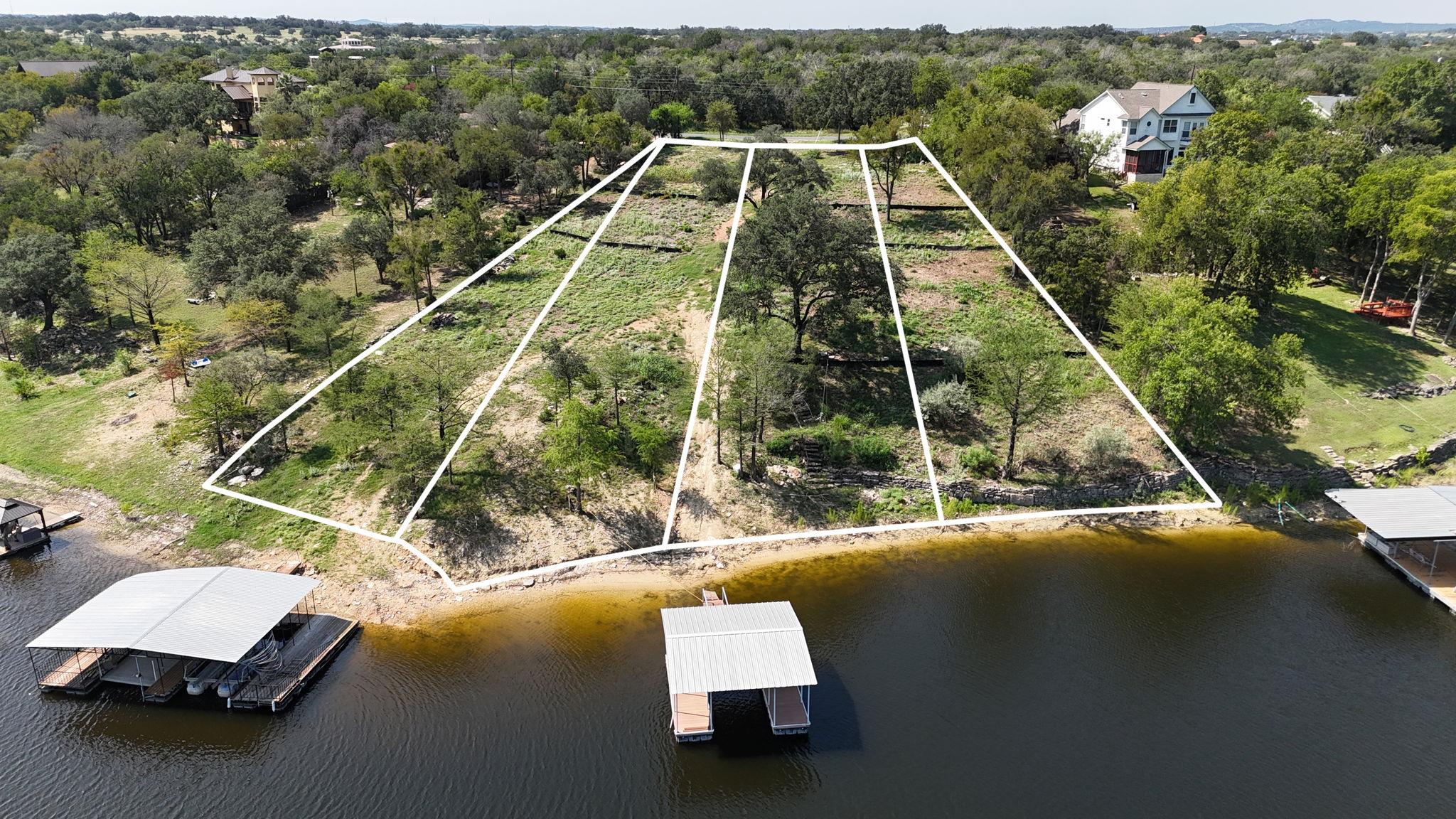 1013 Lake Shore DR — photo 3