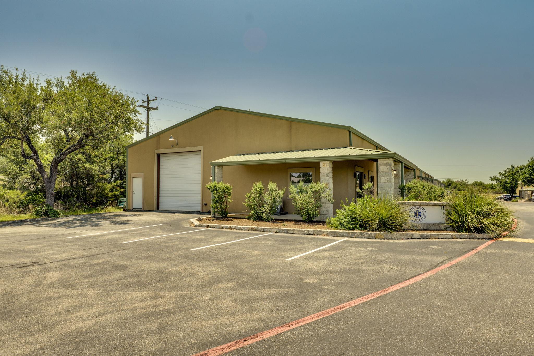14121 US 290 #Building 11-Suites A & B — photo 3