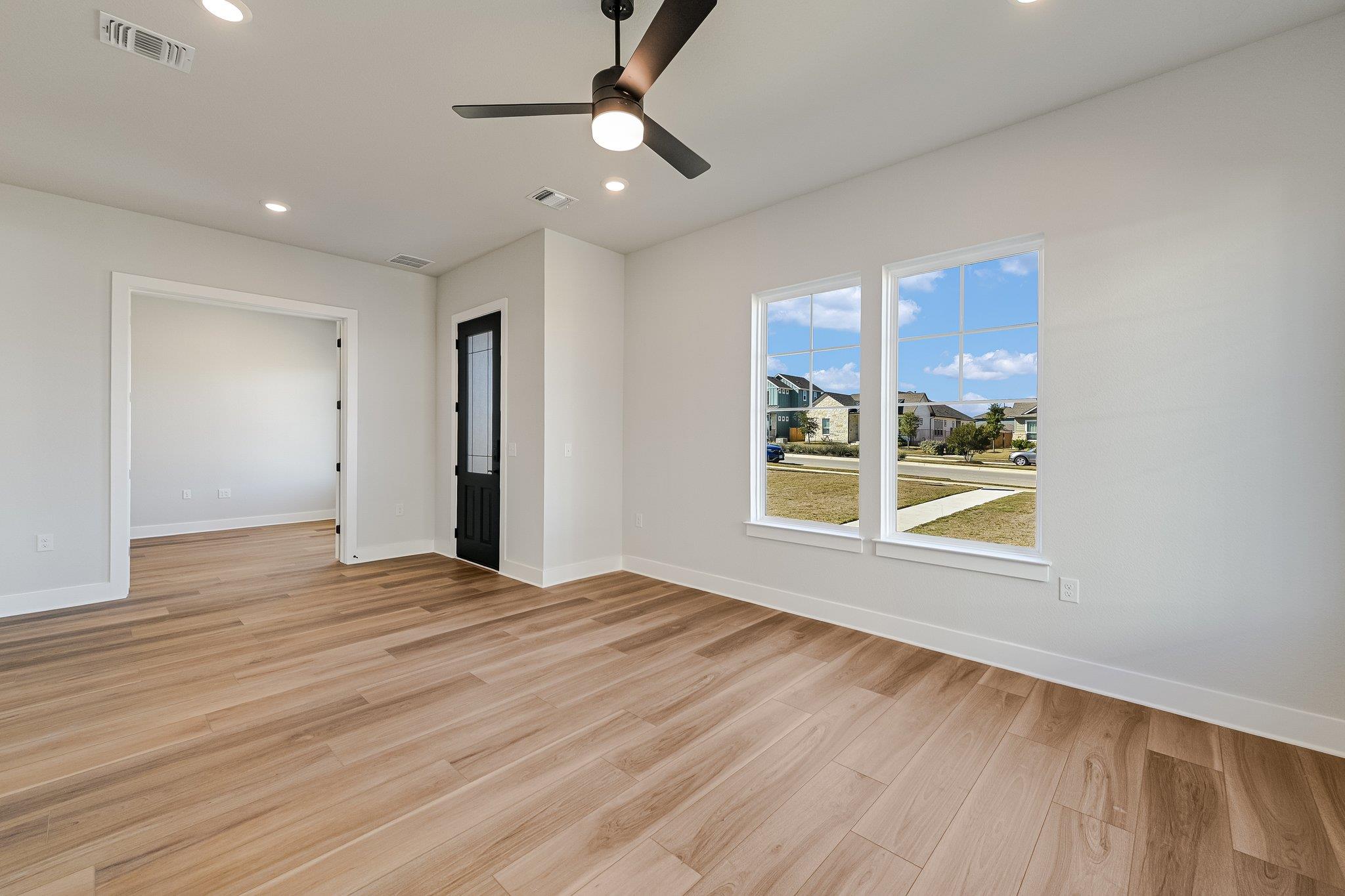 8606 Dongan DR — photo 4