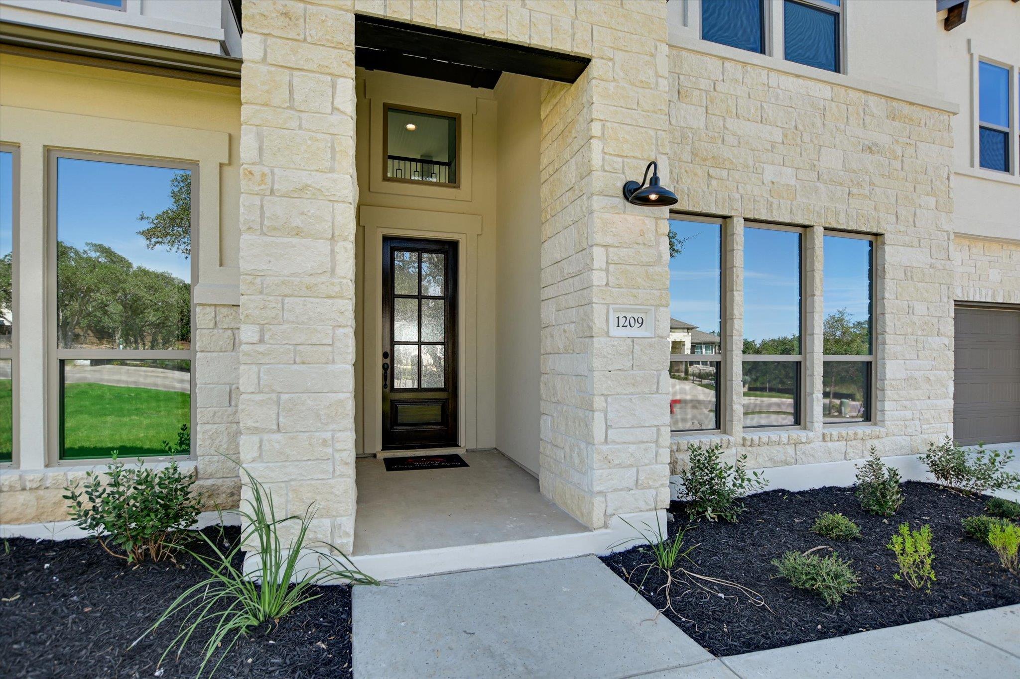 1209 Stormy DR — photo 3