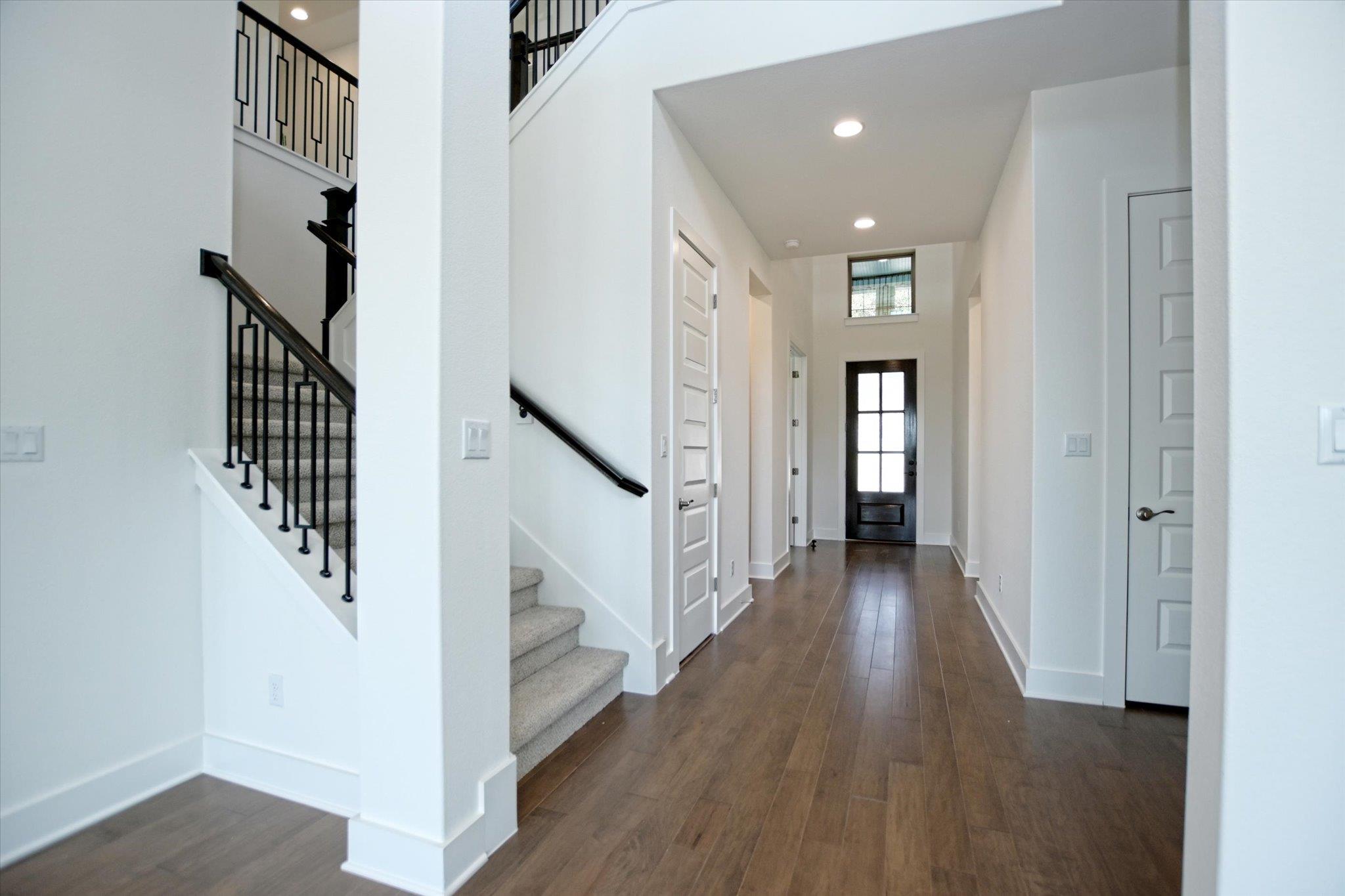 1209 Stormy DR — photo 4
