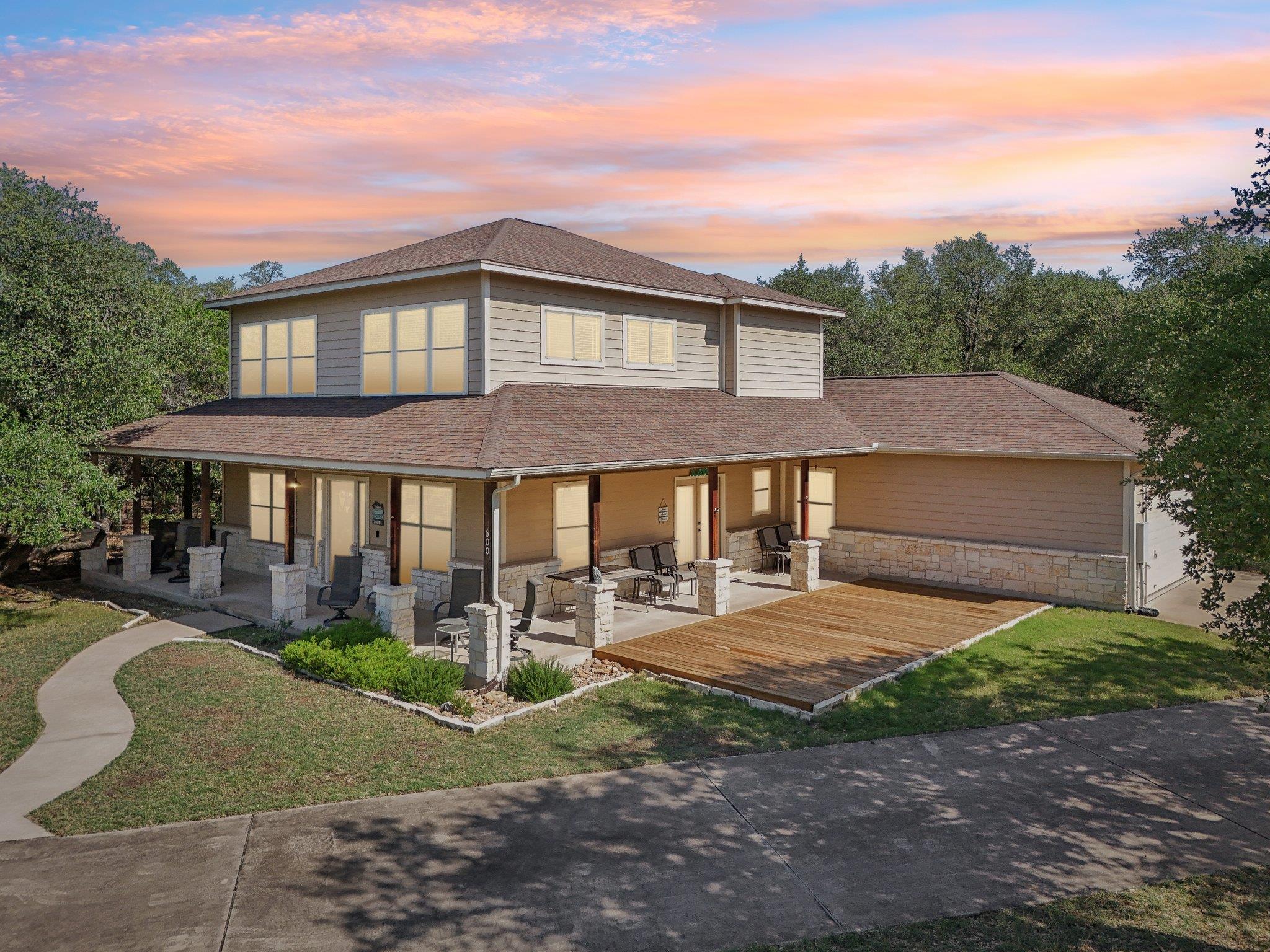 600 Augusta CIR