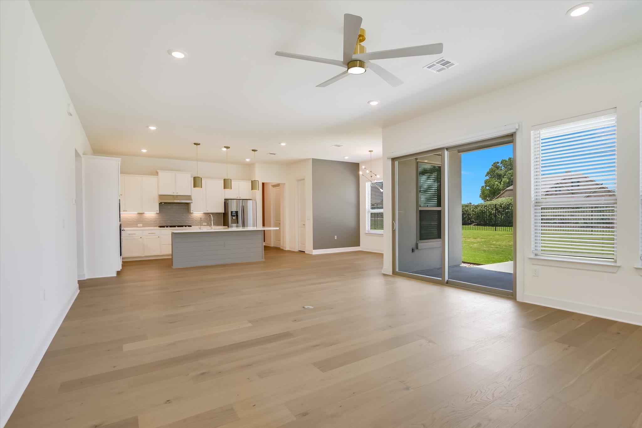 1809 Mazarro DR #11 — photo 5