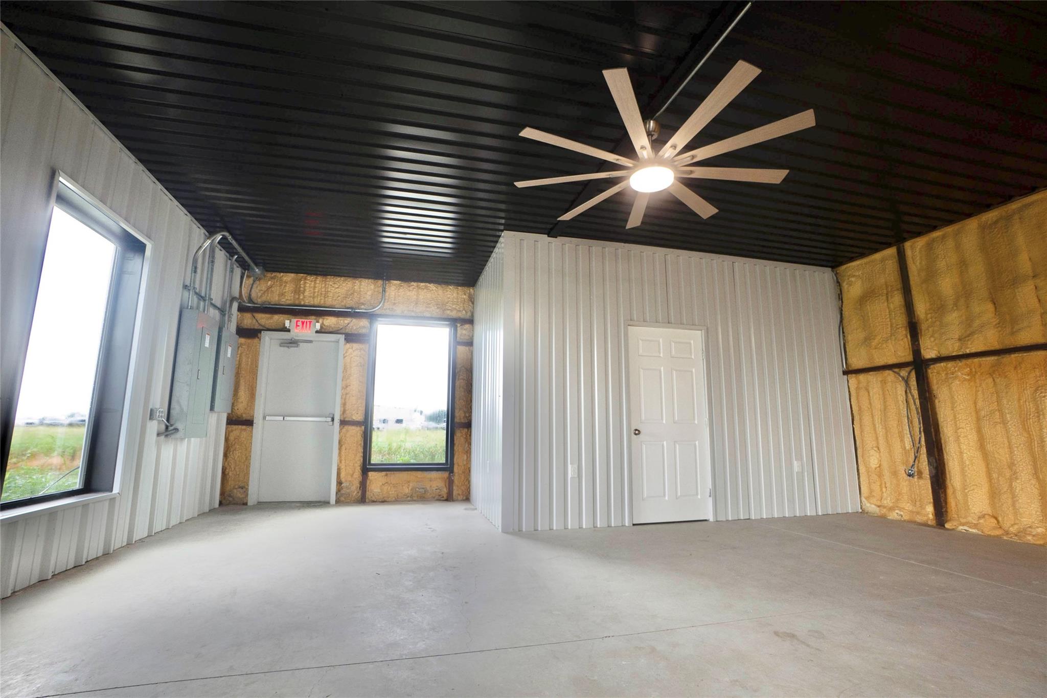 181 Ninety Four LN #110-210 — photo 4