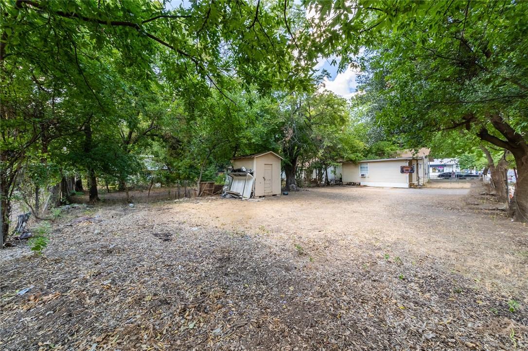 1511 Holly ST — photo 4