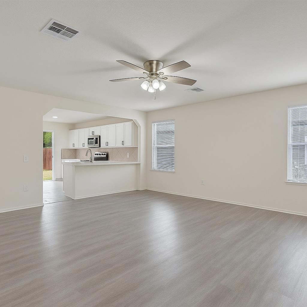 7432 Cayenne LN — photo 5