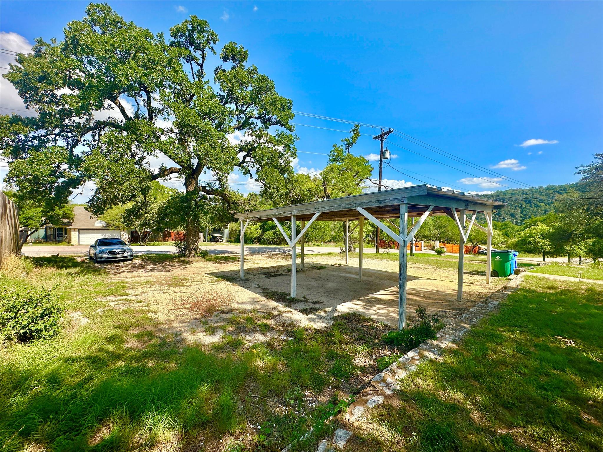 1302 Quinlan Park RD — photo 3