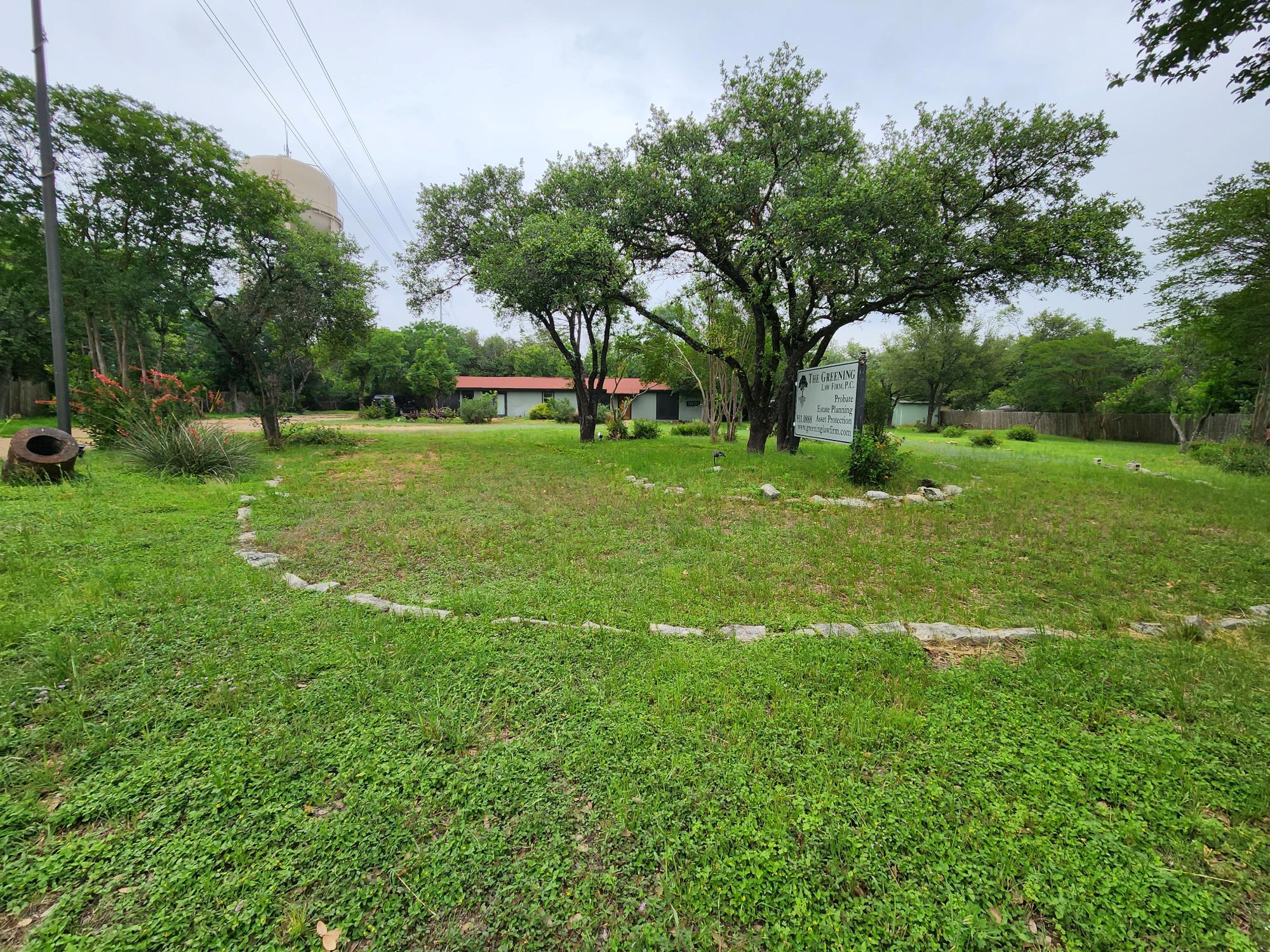 1601 Williams DR — photo 3