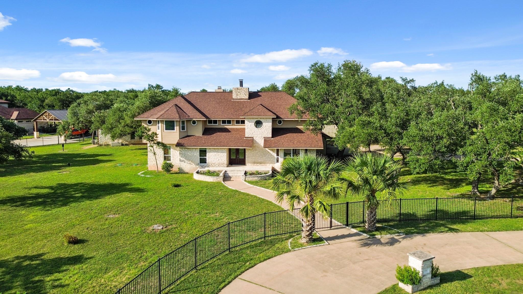 176 Logan Ranch RD — photo 3