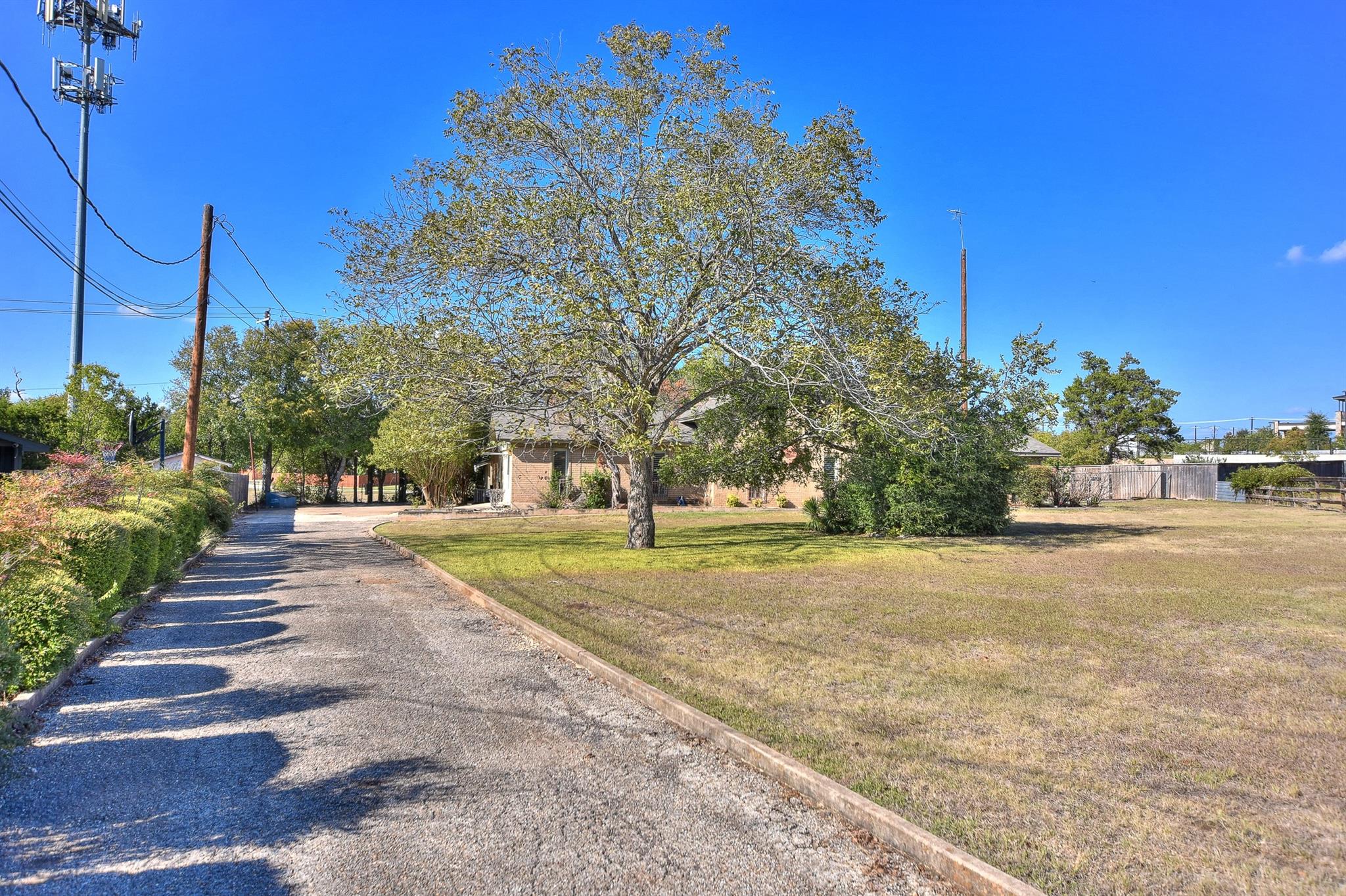 118 Oak Ridge CIR — photo 4