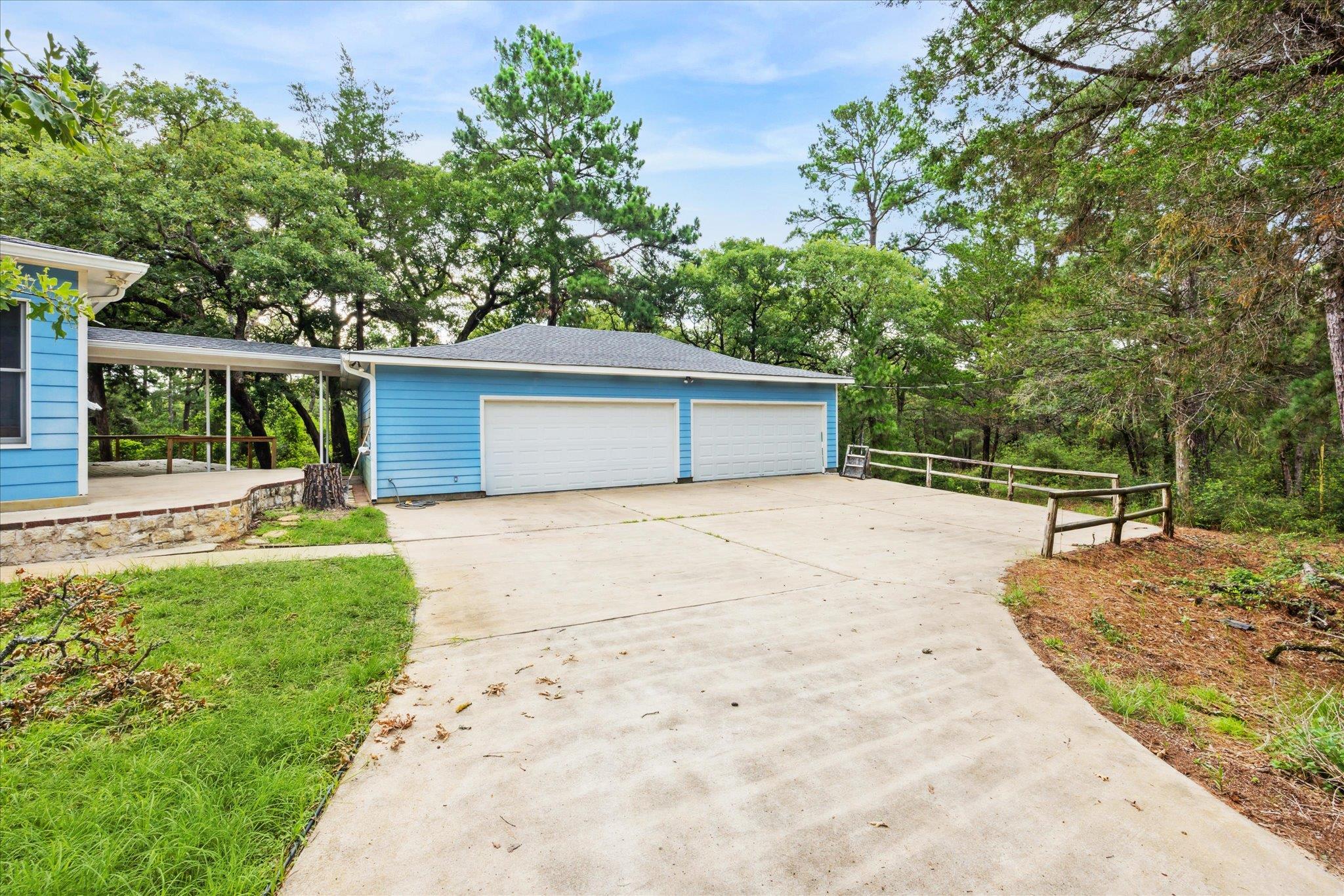 222 Pony Express DR — photo 4