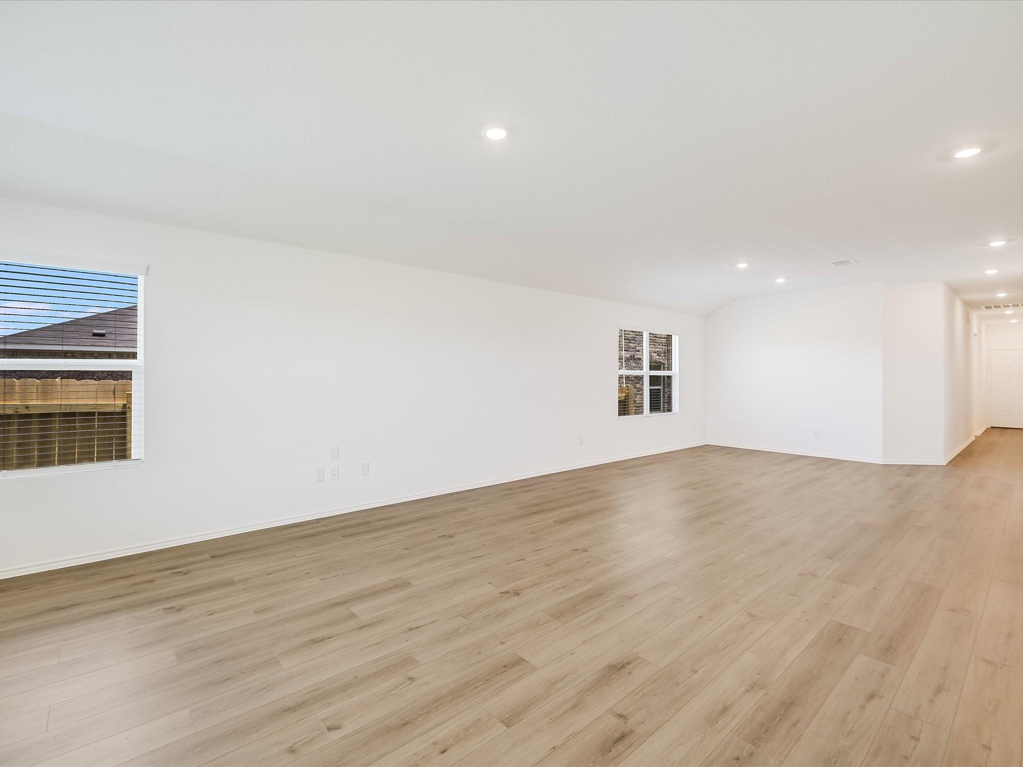 409 Alamito Ave — photo 4