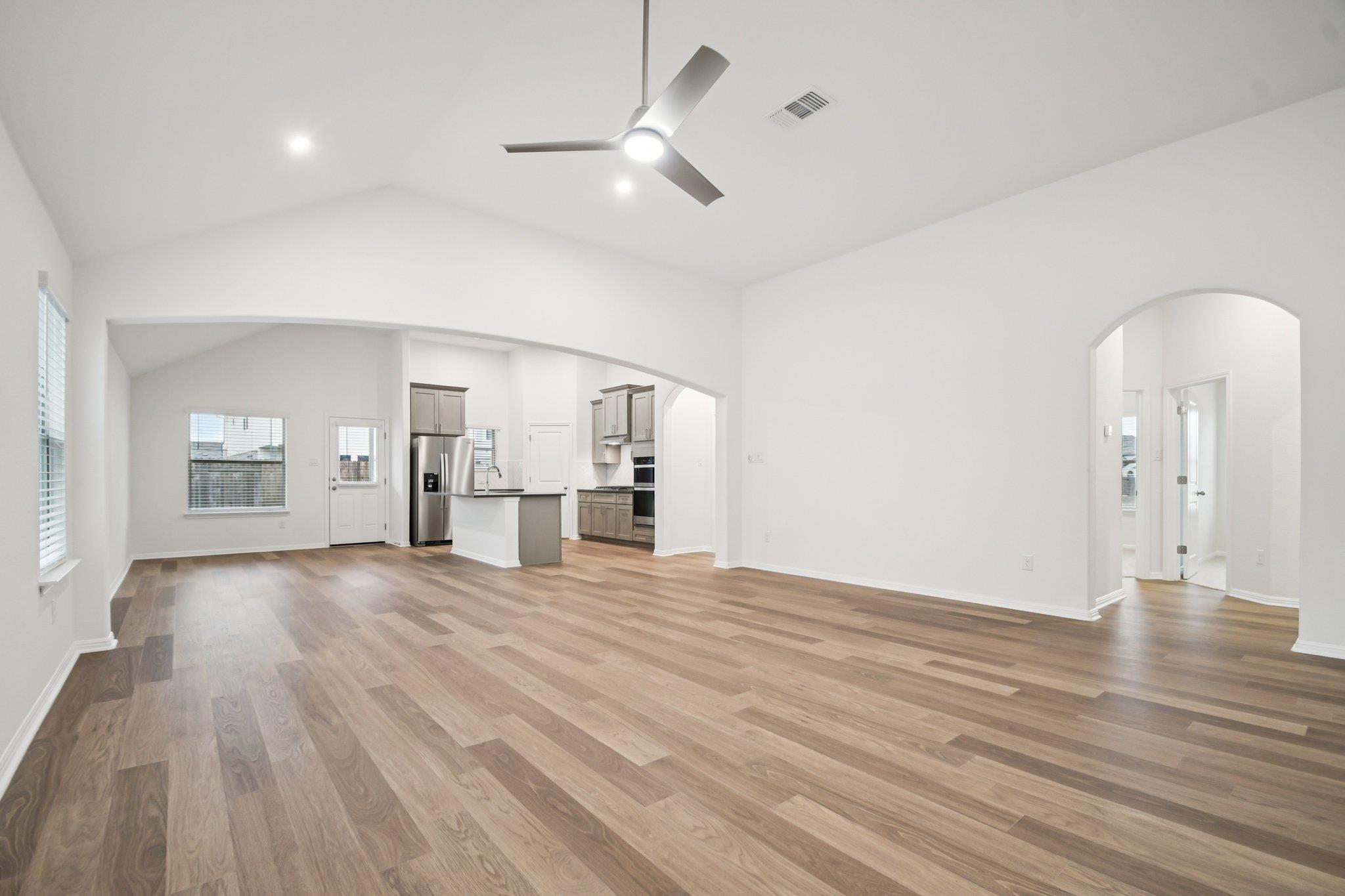 431 Dogvane CIR — photo 5