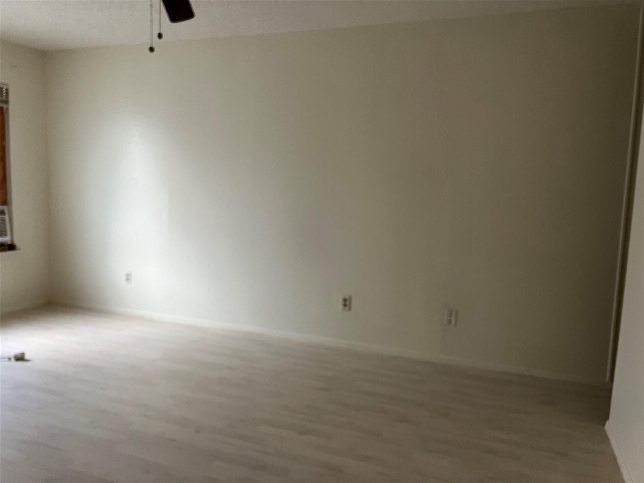 8423 FATHOM CIR #B — photo 4