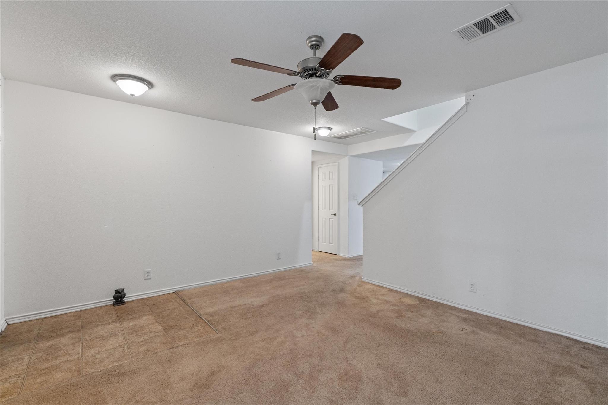 5700 Welsh WAY — photo 5