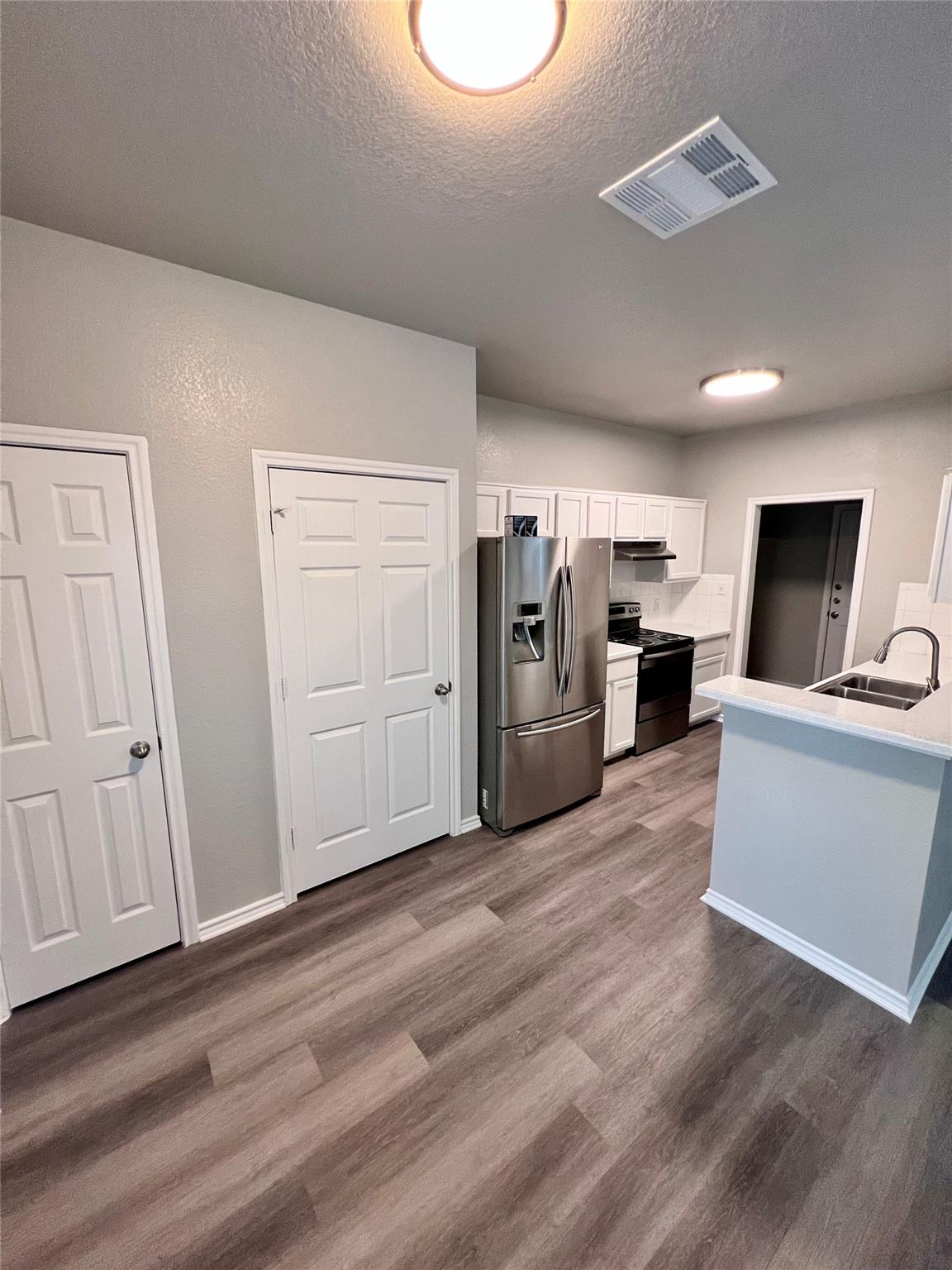 1801 Constantino CIR — photo 4