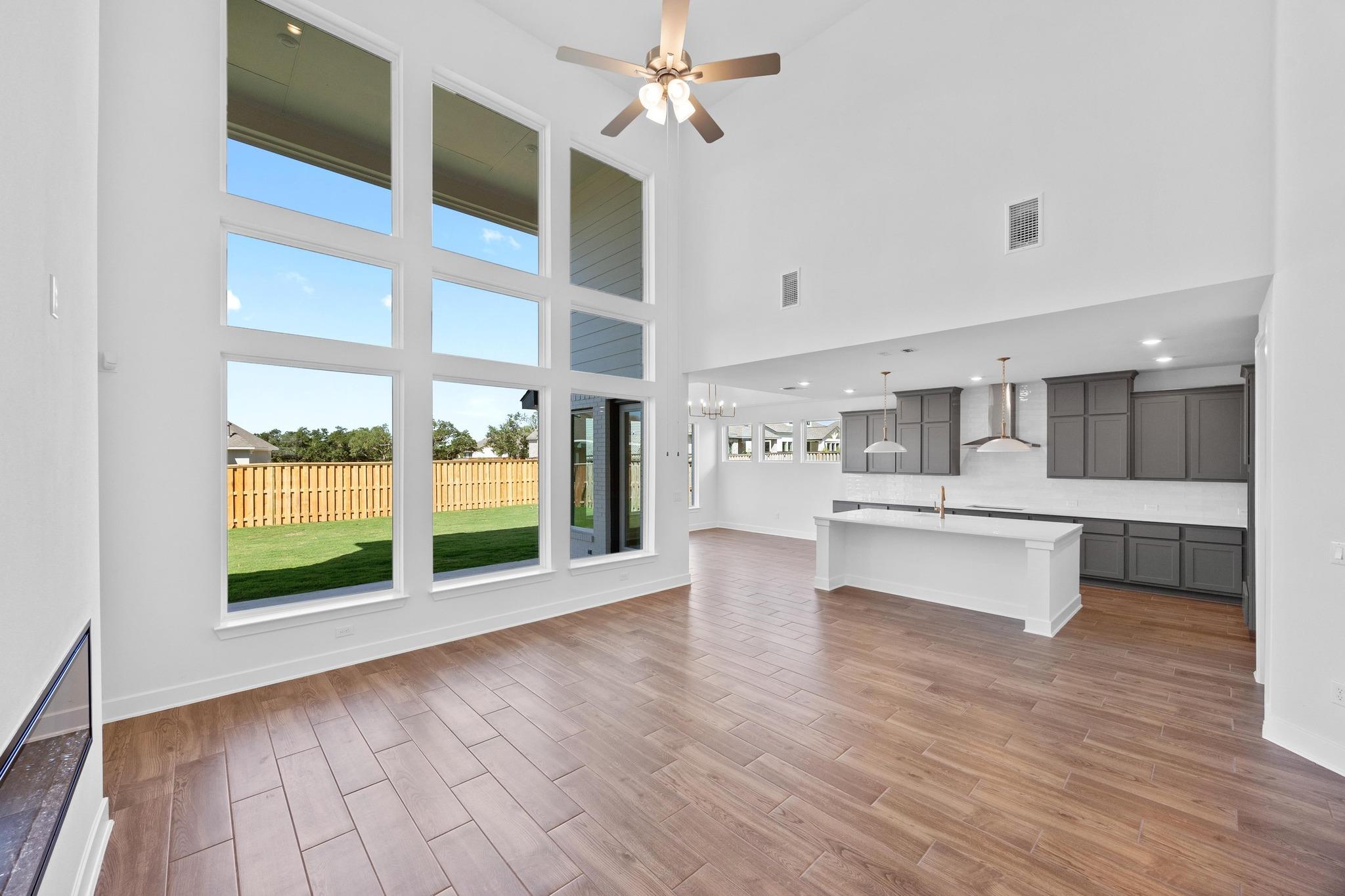 320 Buckaroo DR — photo 4
