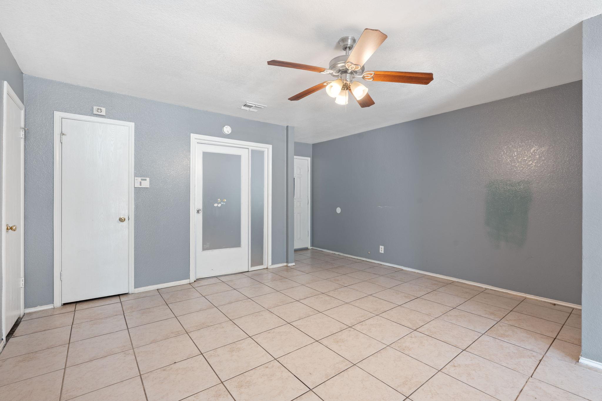 14301 Sandifer ST — photo 5