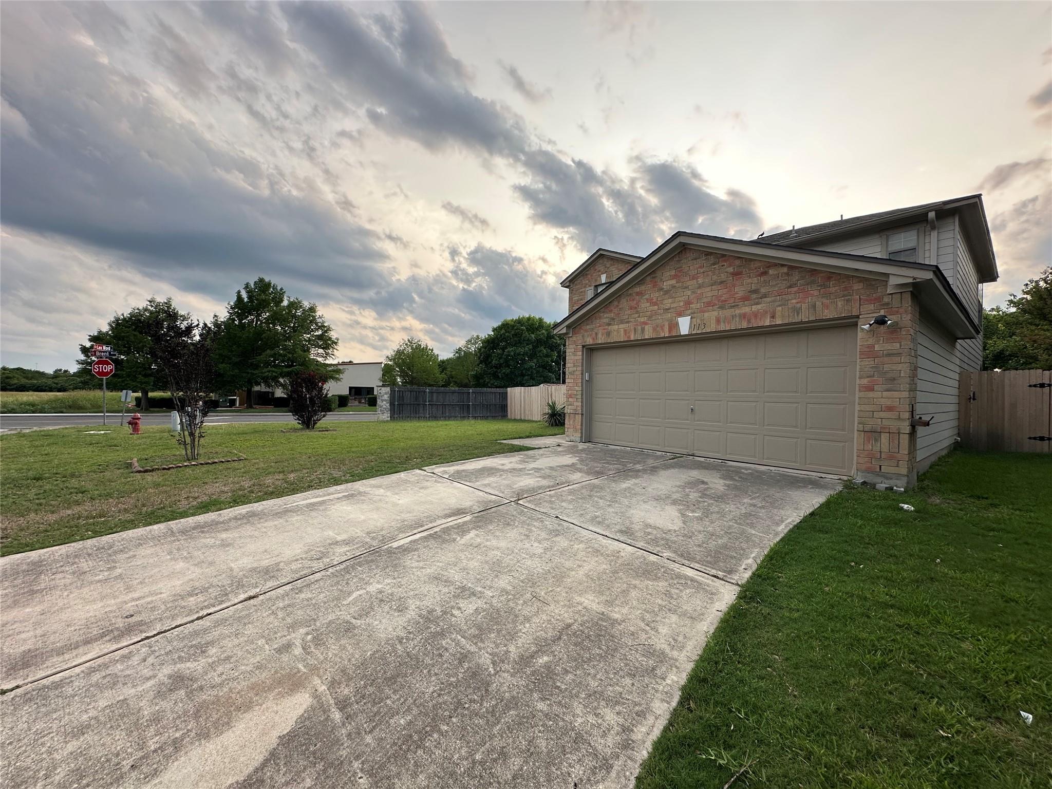113 Lexword LN — photo 3