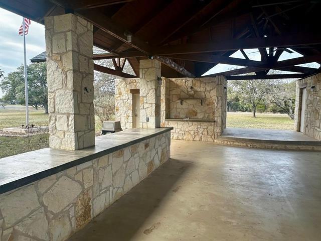 712 Coventry RD — photo 4