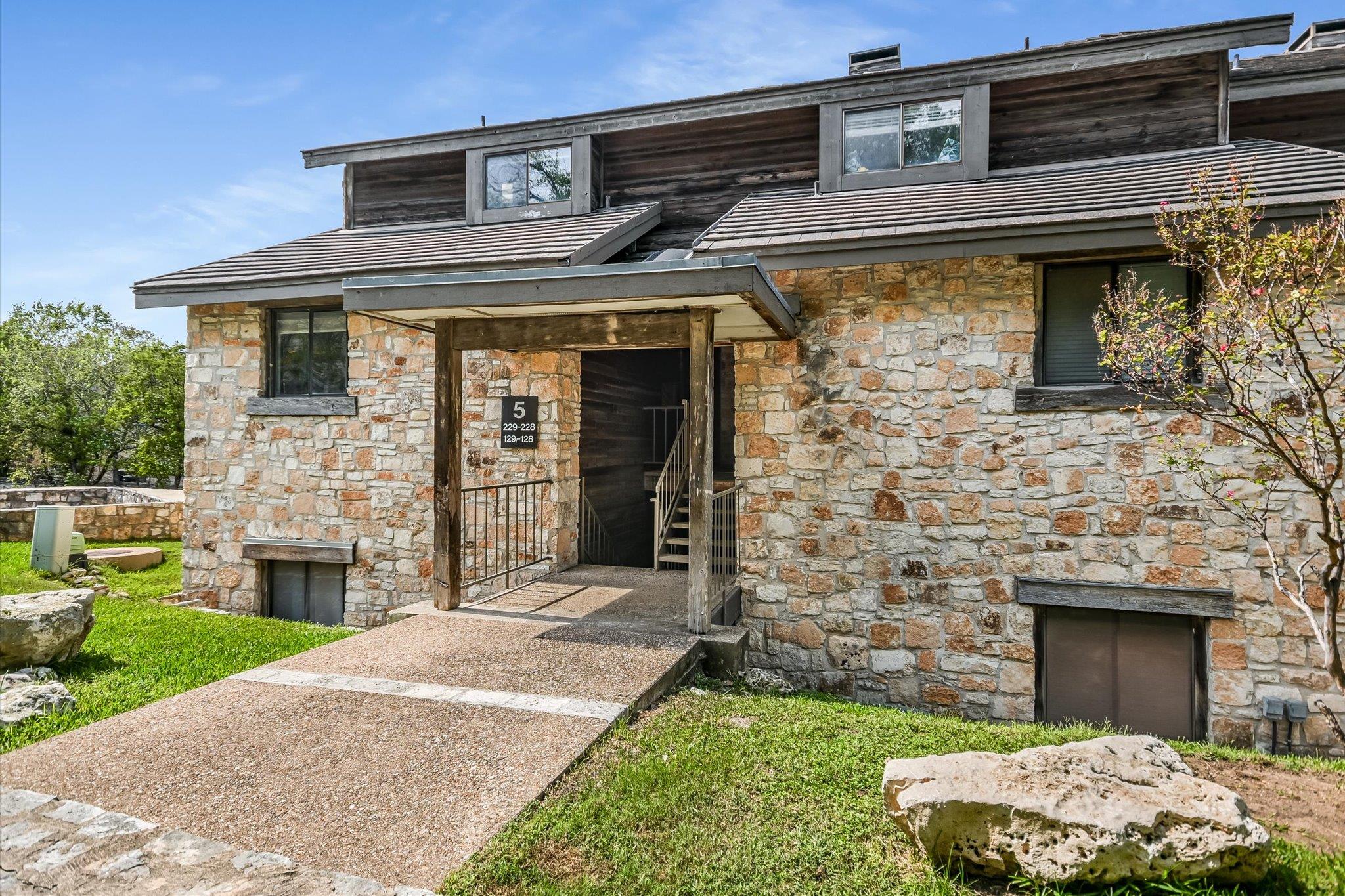 8200 Neely DR #229 — photo 4