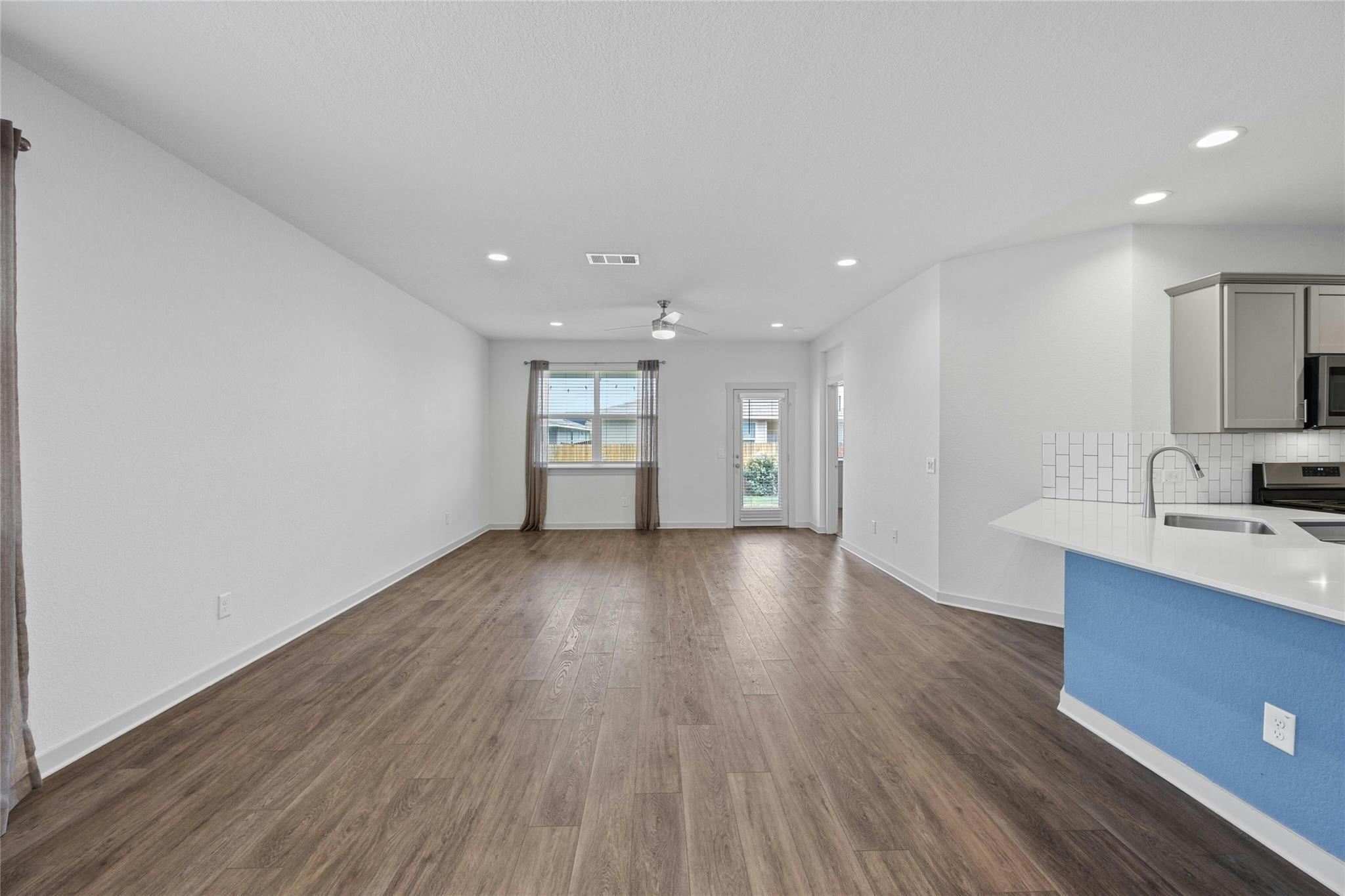141 Parryi CV — photo 4