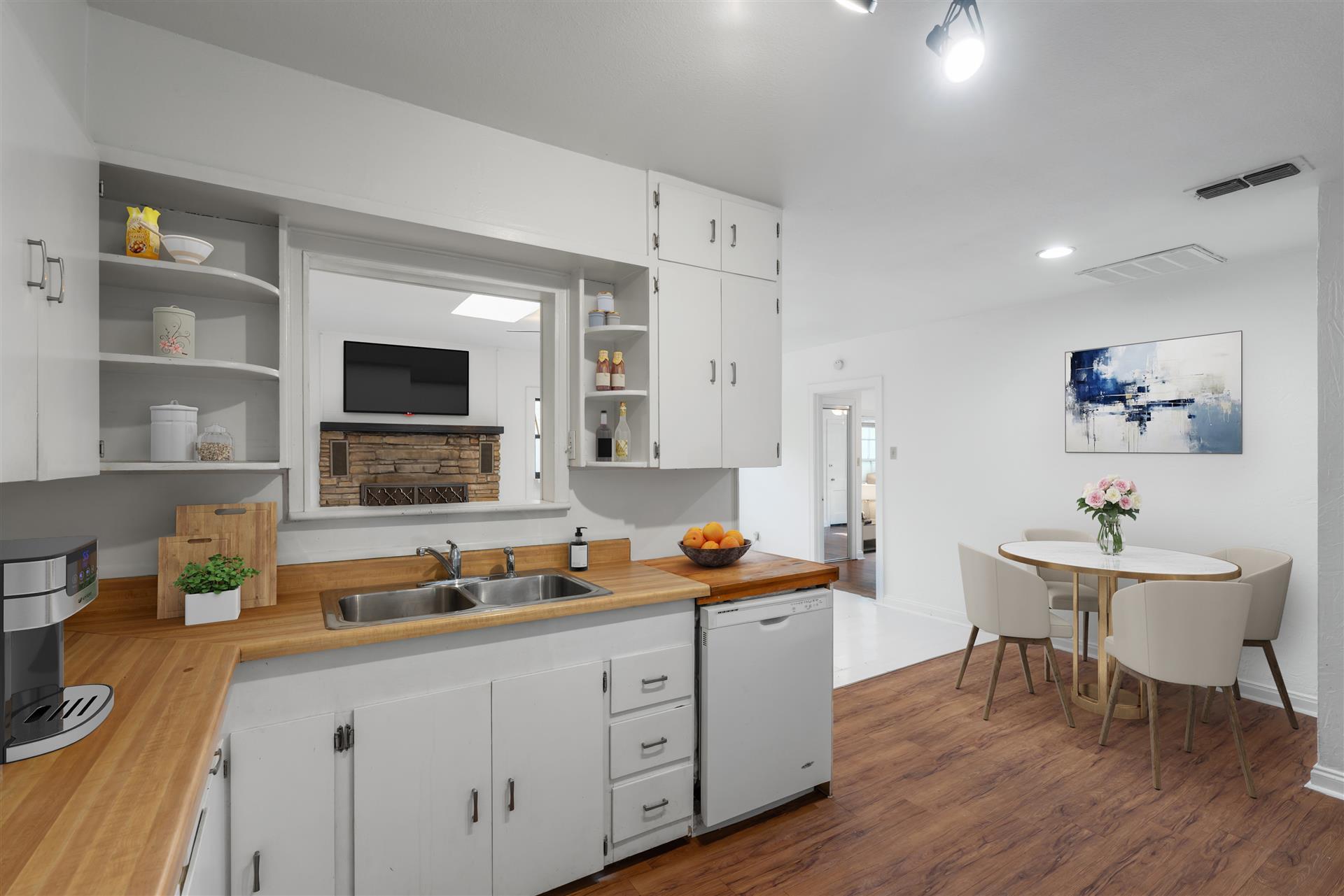 406 Monroe ST #B — photo 4