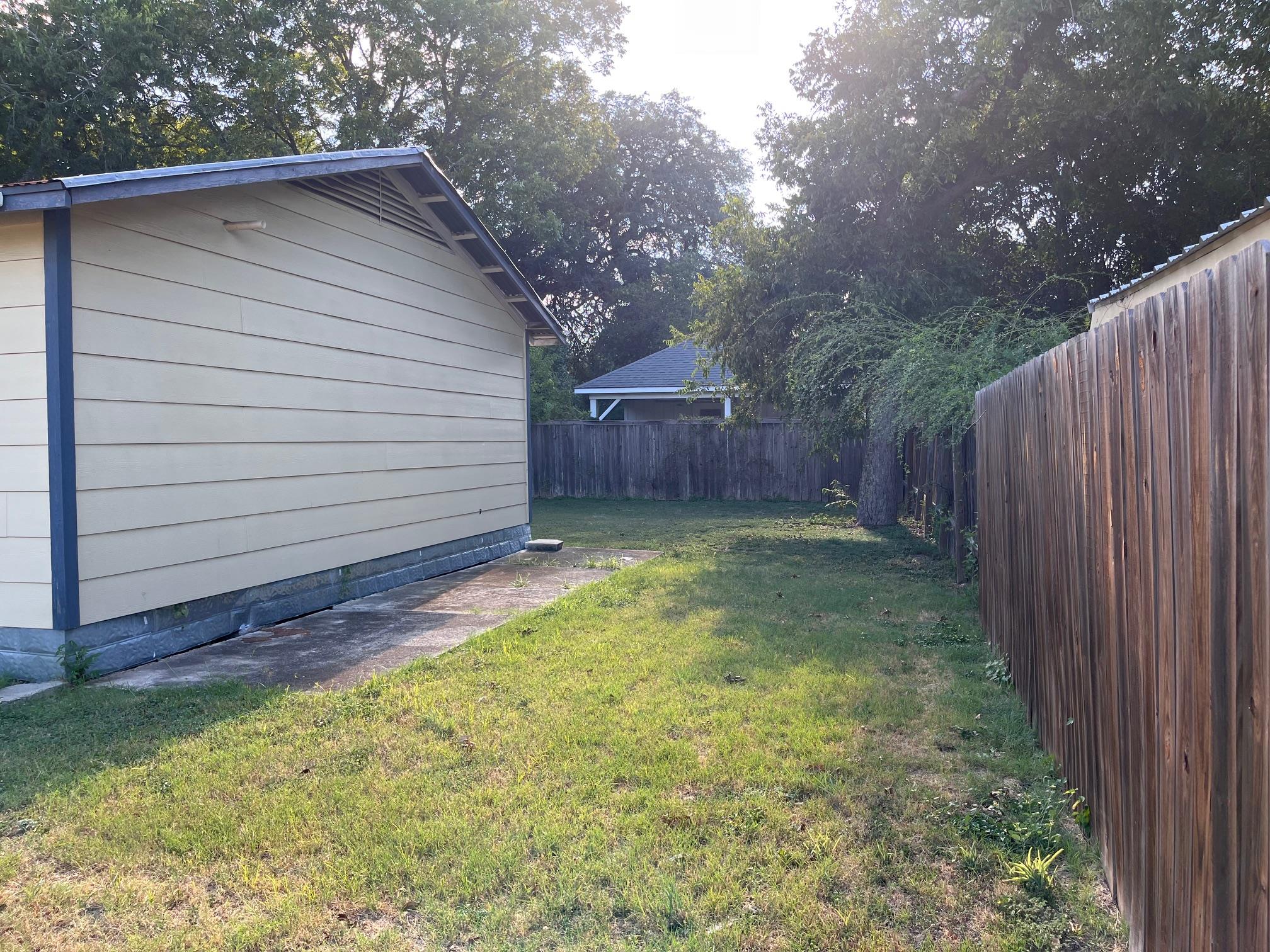 115 Guadalupe ST — photo 5