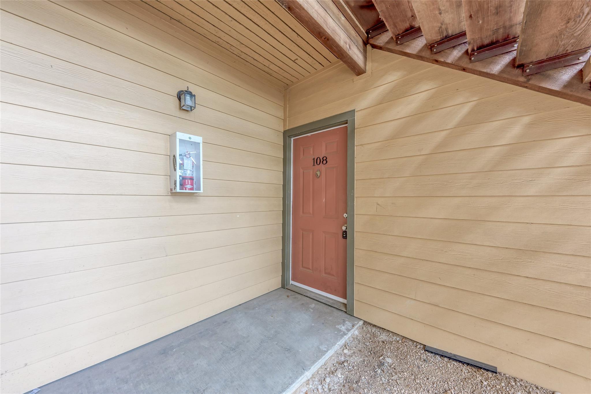2714 Nueces ST #108 — photo 3