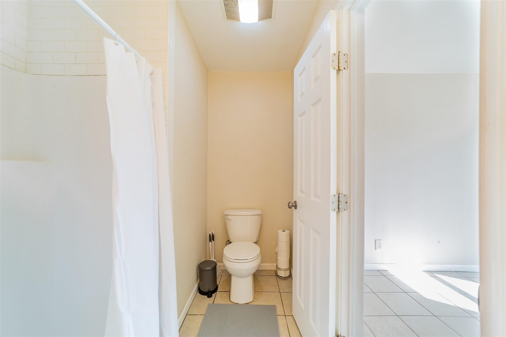 1738 Rutland DR #A — photo 5