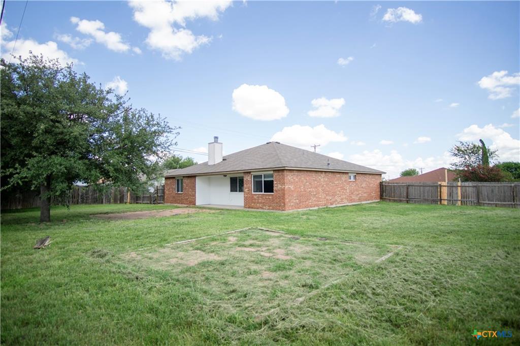 1809 Herndon DR — photo 5