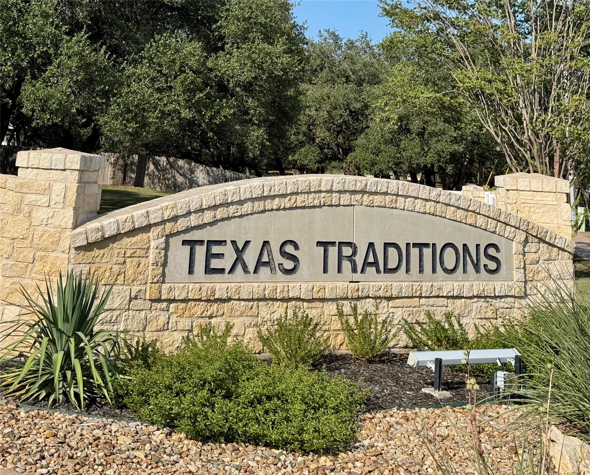 101 Texas Traditions — photo 4