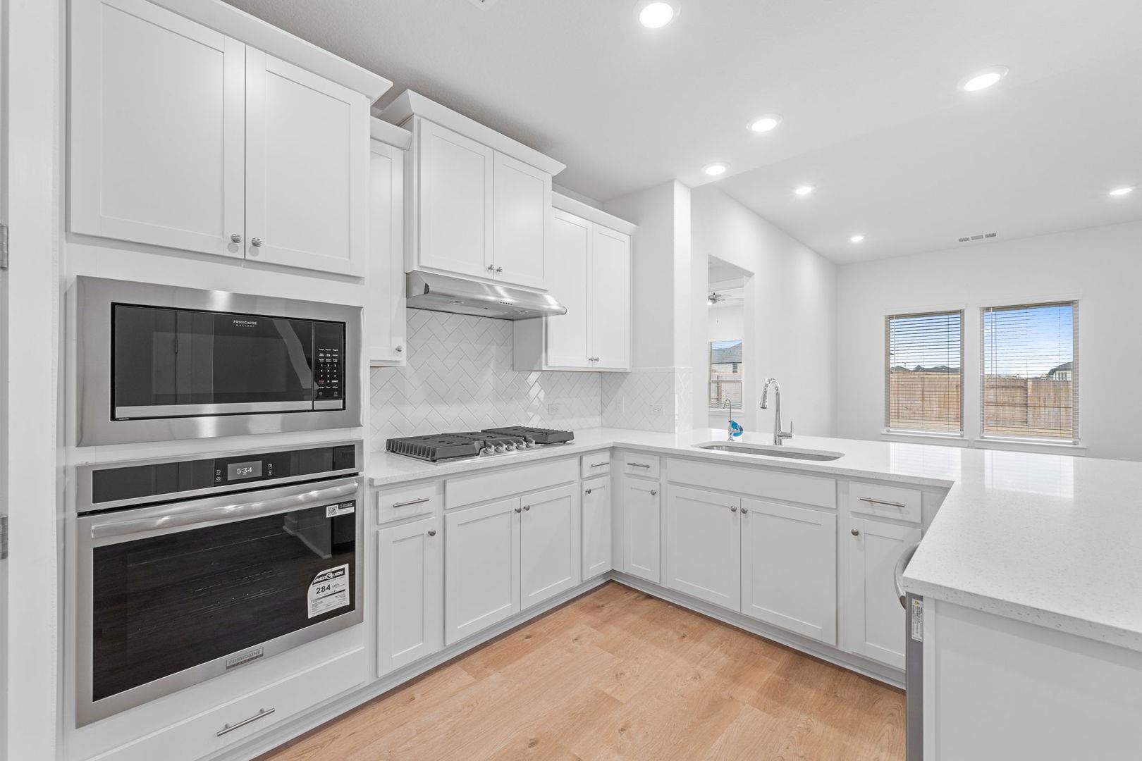 313 Royal Fern RD — photo 4