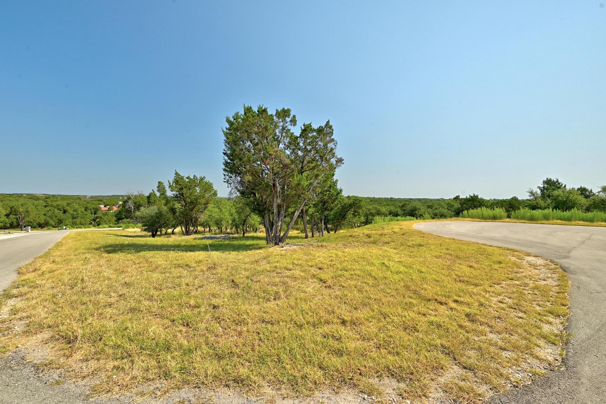 235 Campolina LN — photo 4