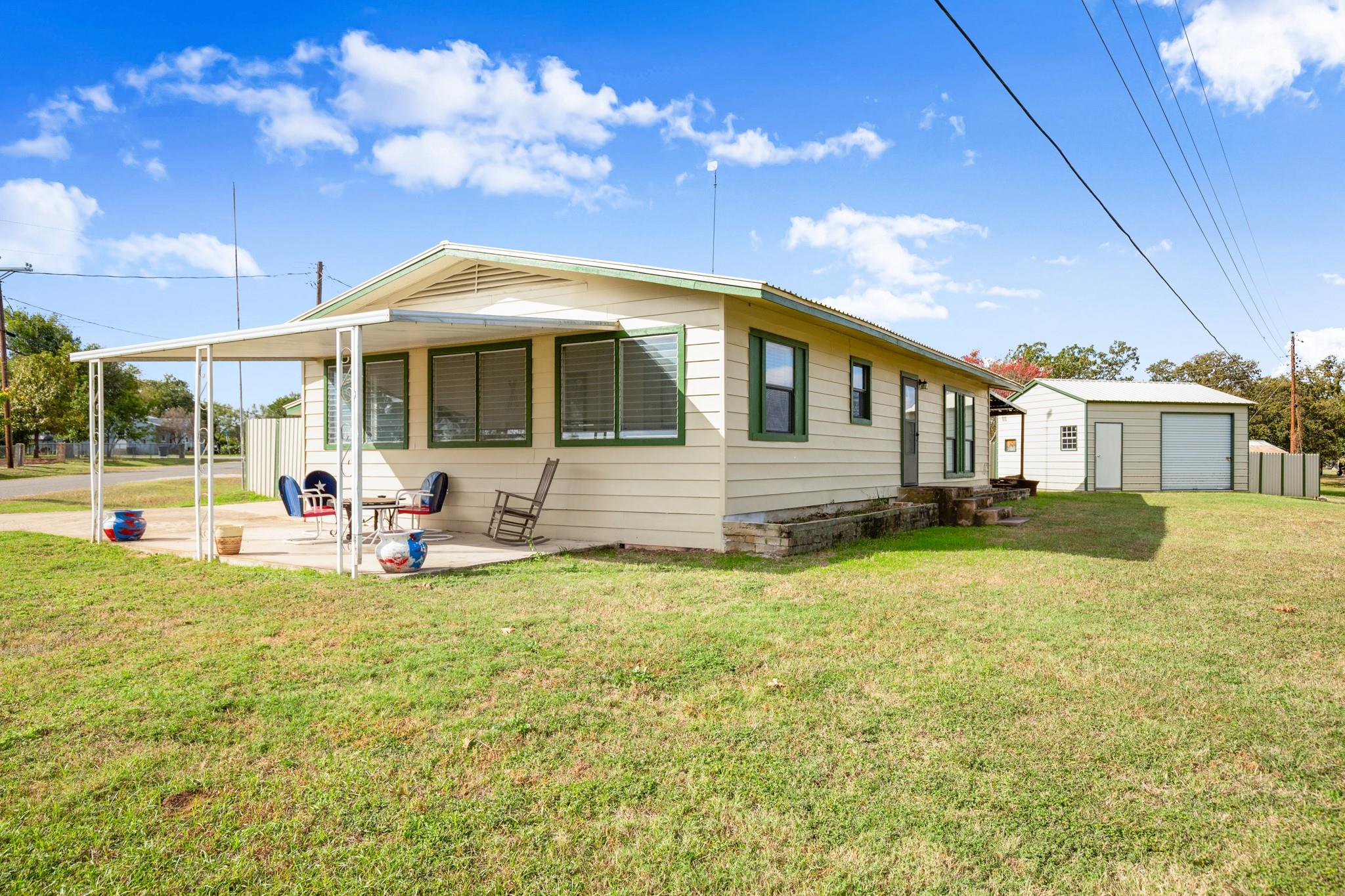210 Striper Haven LN