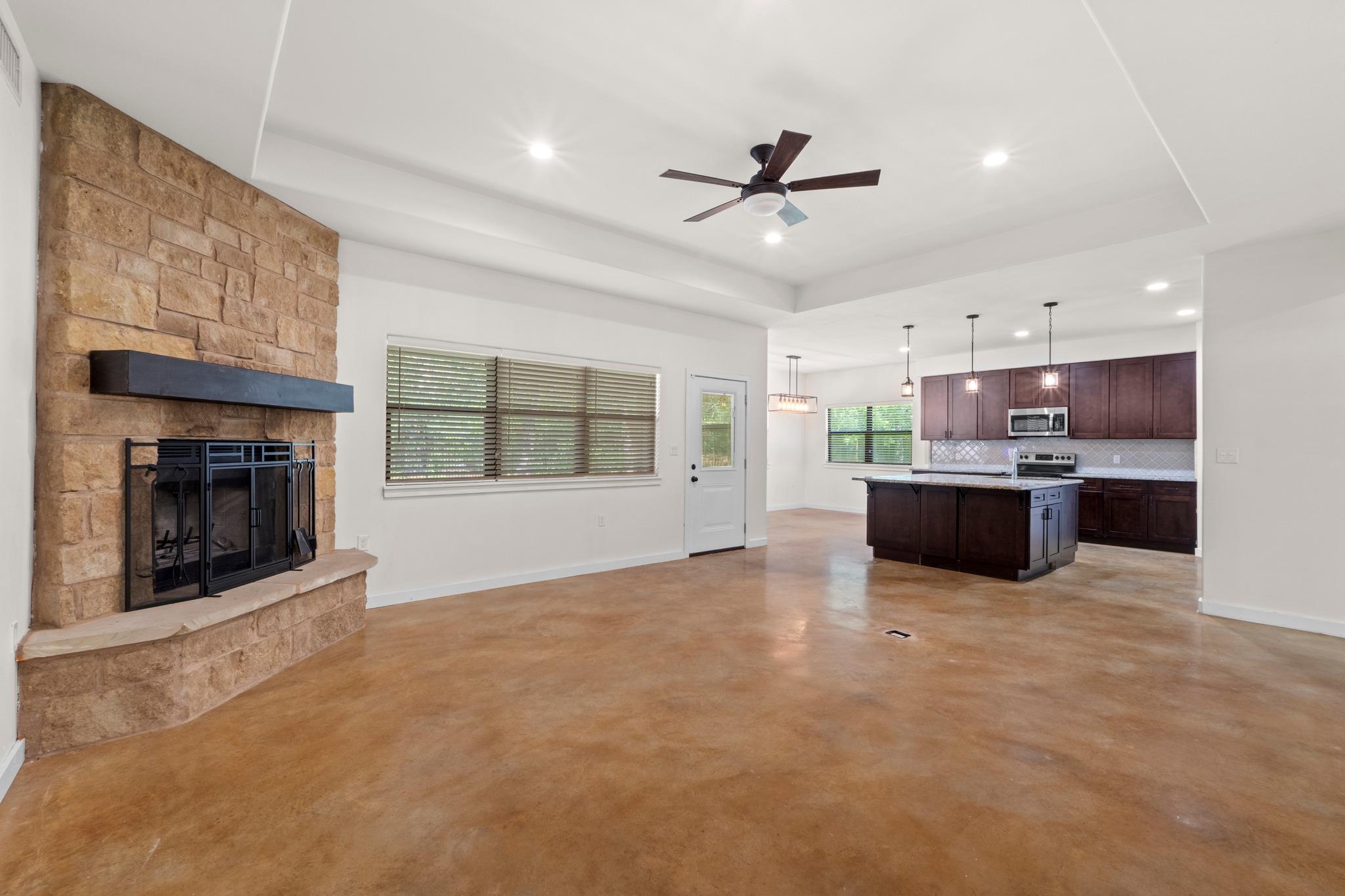 122 Pohakea DR — photo 3