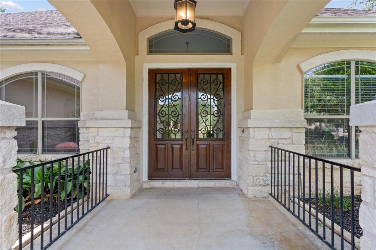 521 Buena Vista DR — photo 4