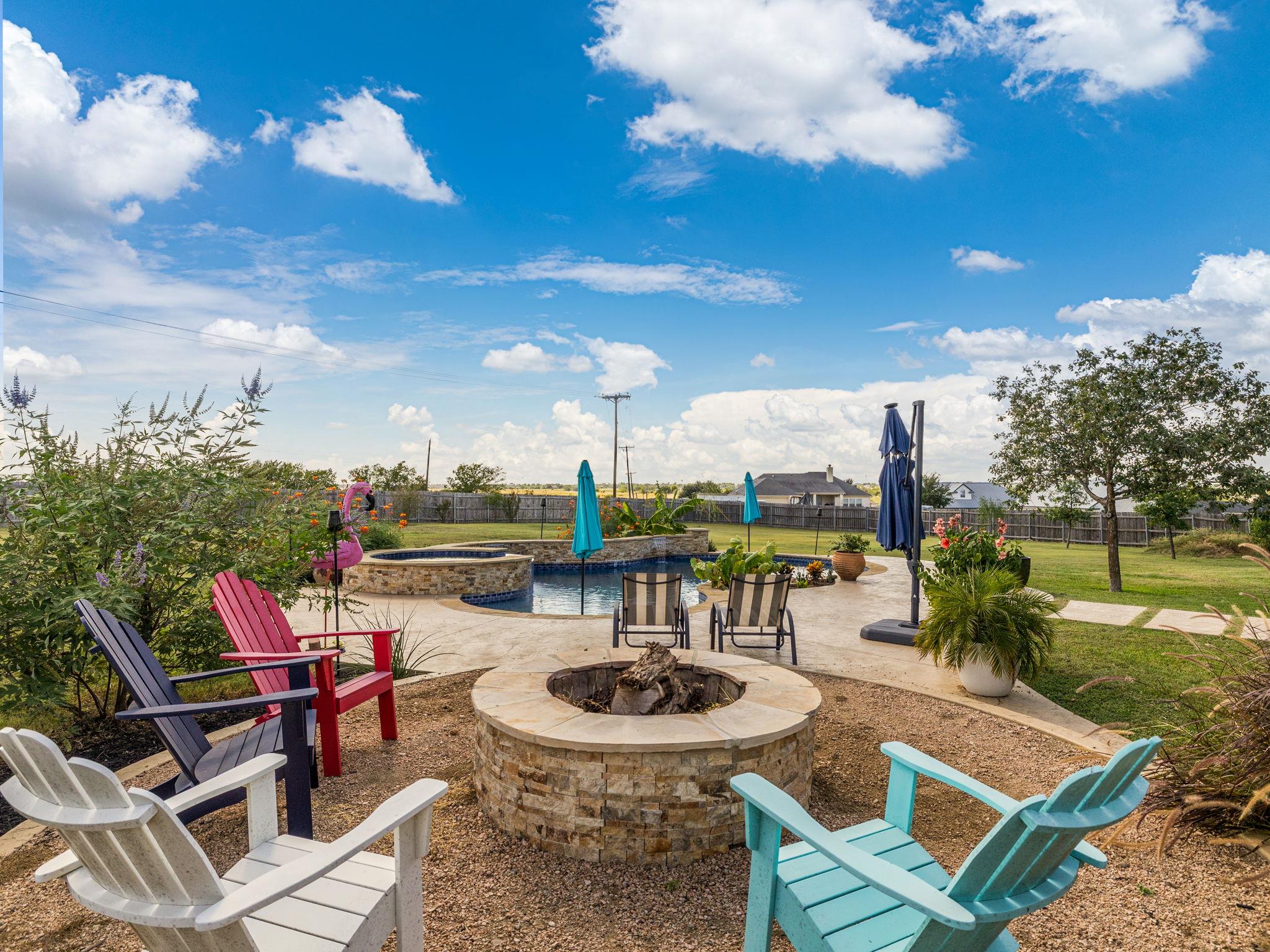155 Comanche CIR — photo 4
