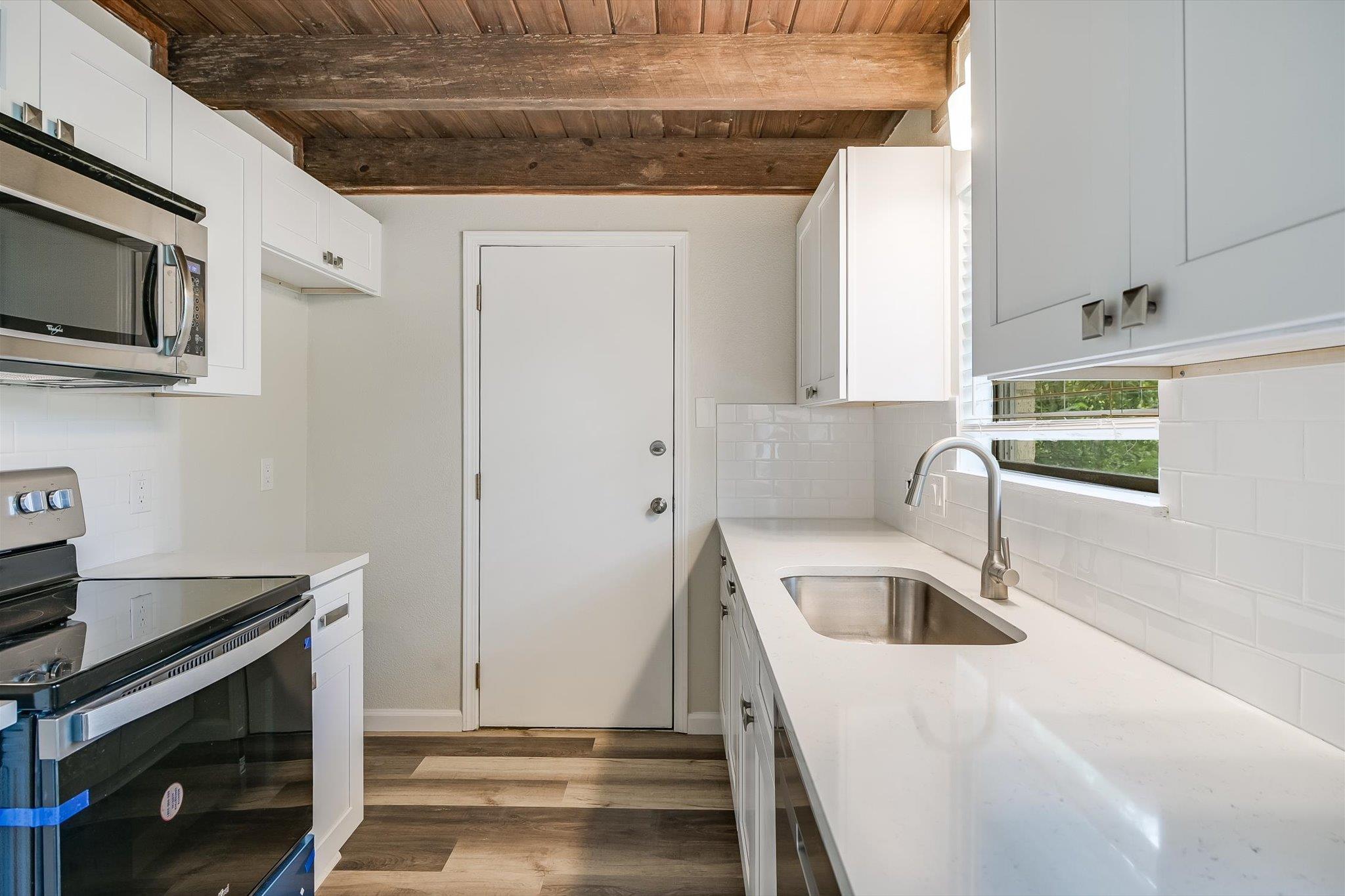 745 Oltorf ST #201 — photo 5