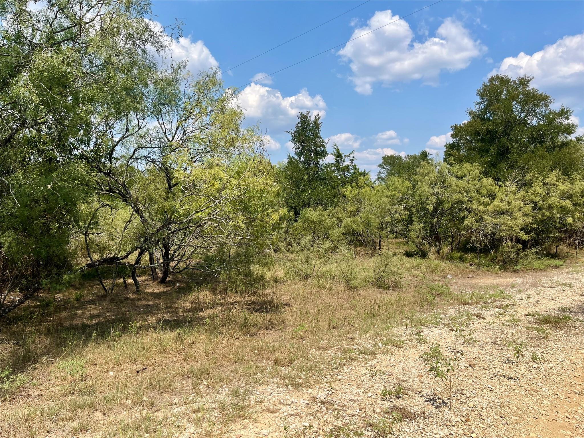 312 Blue Flame RD — photo 3