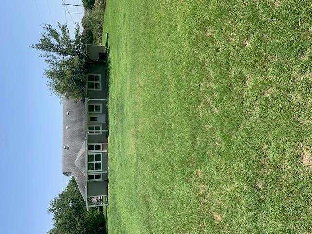 1501 & 1503 Burleson ST — photo 4