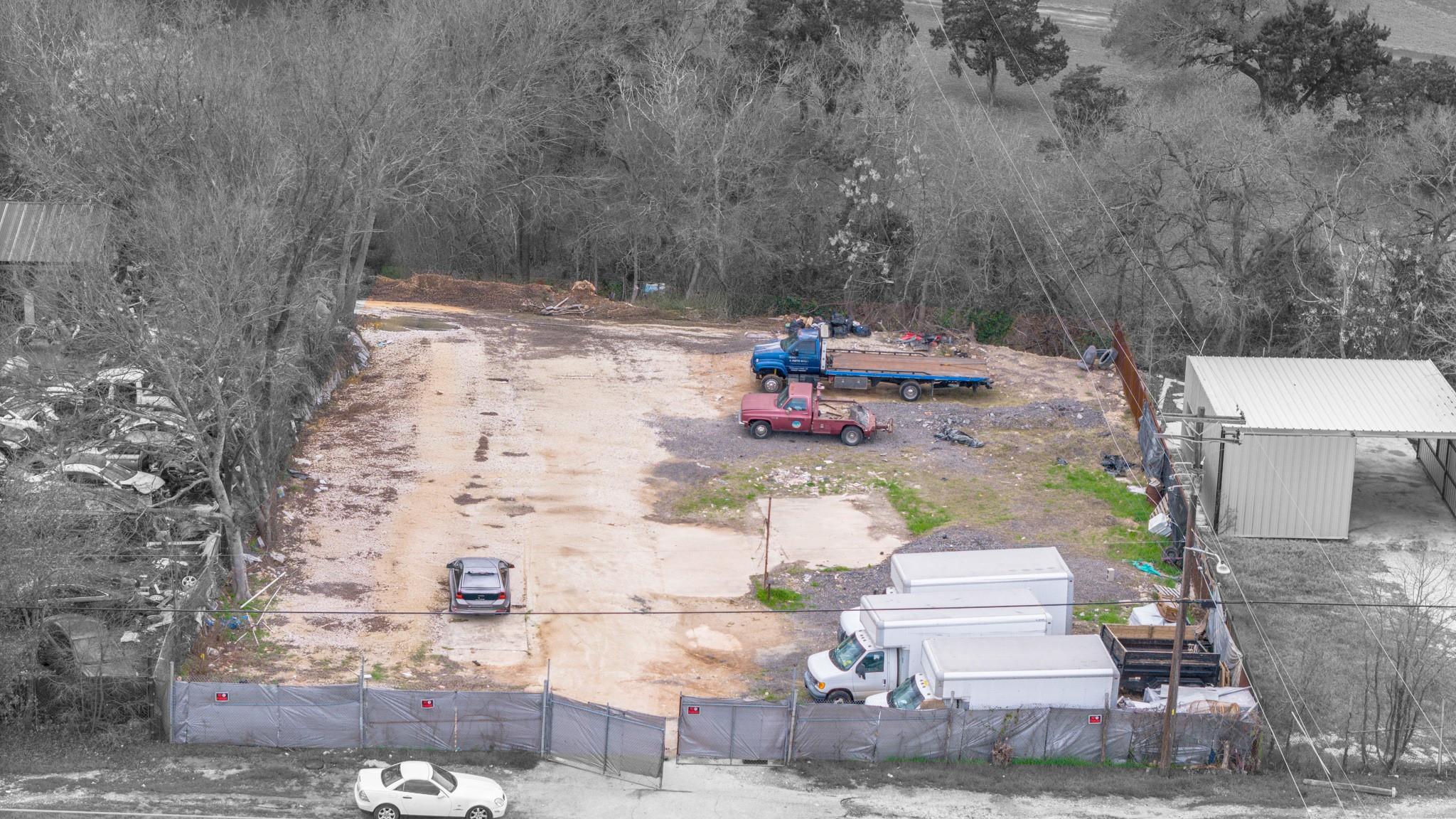 12046 Lamar BLVD — photo 4