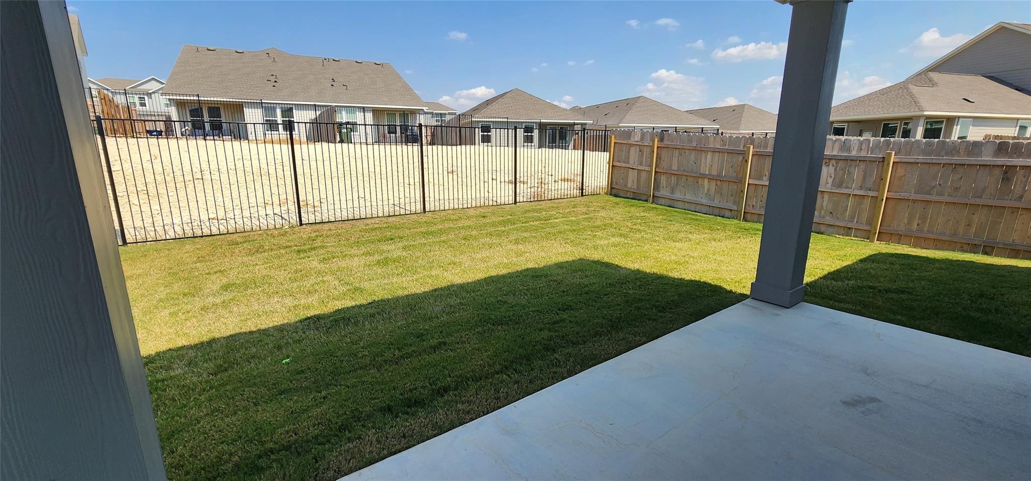 2208 Delano DR — photo 3