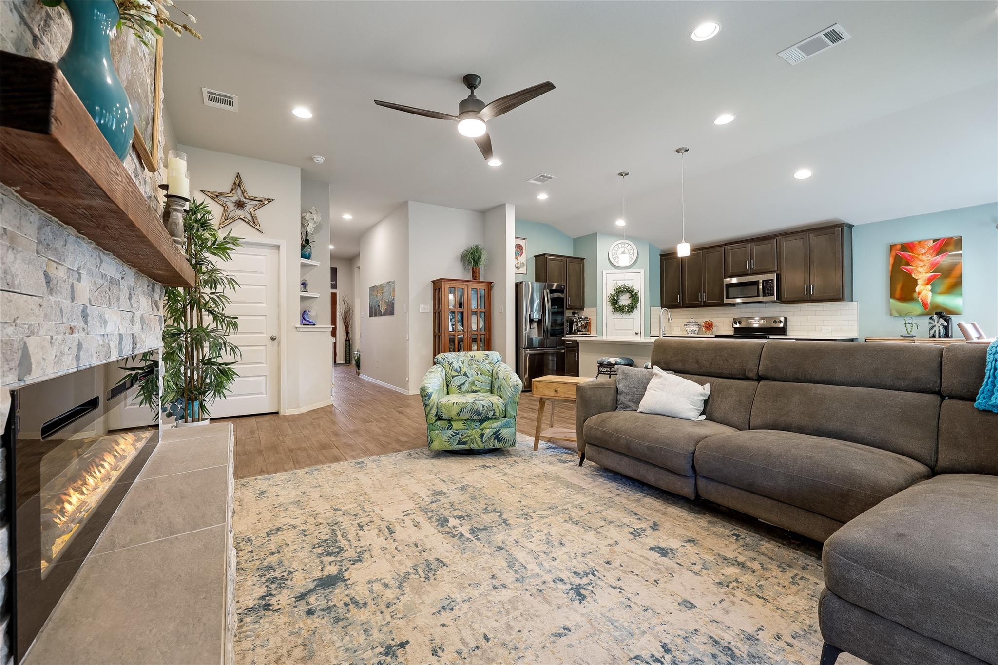 21504 Santa Domingo LN — photo 4