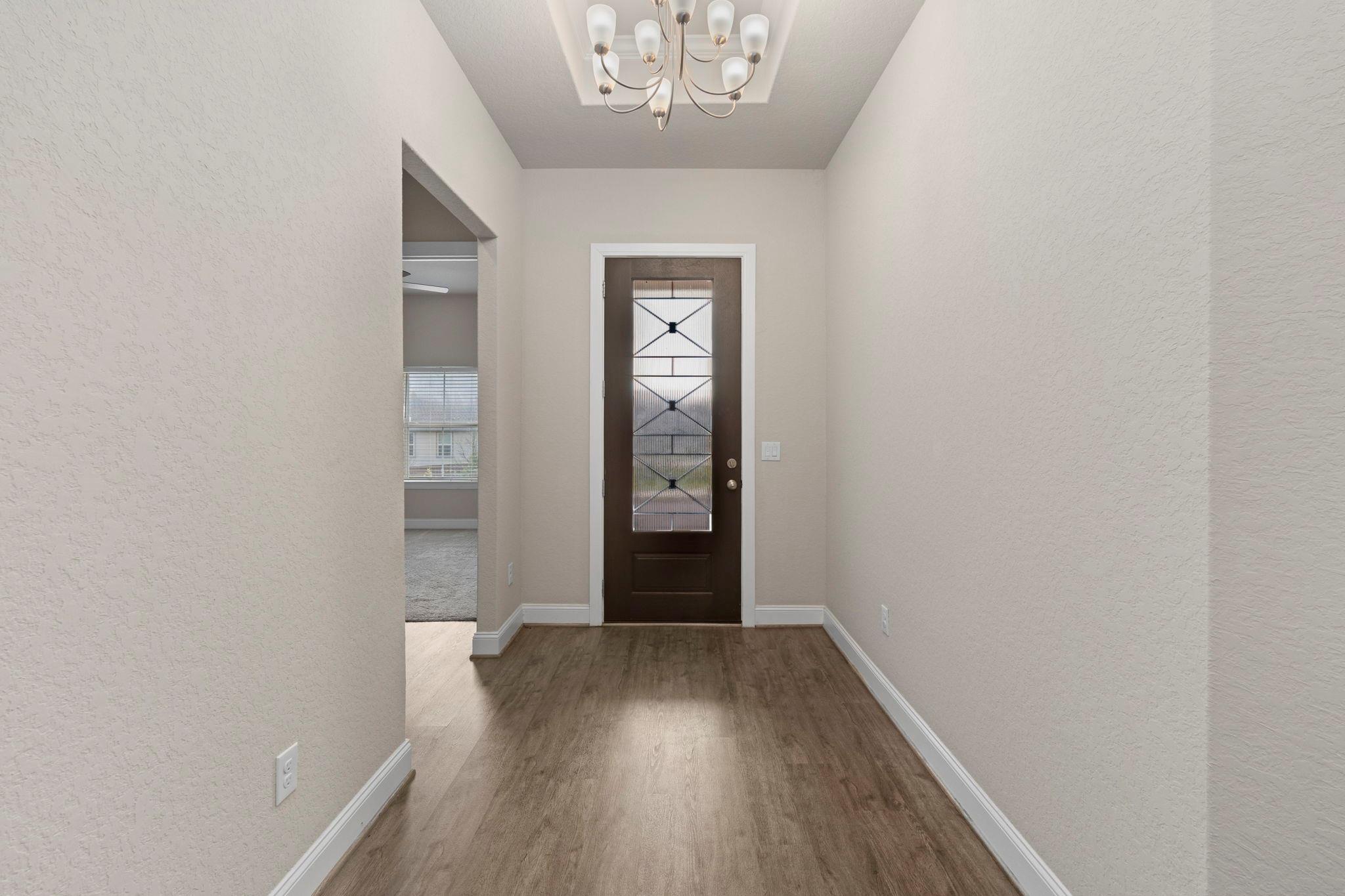 6533 Crockett Cv — photo 4