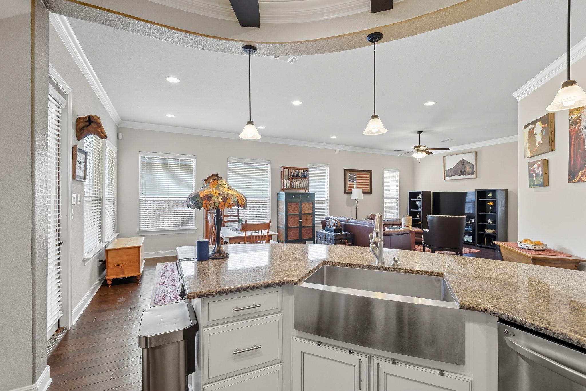 2607 Honey Springs LN — photo 4