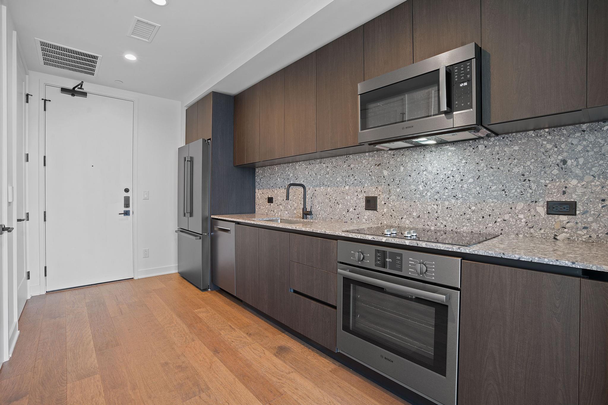 84 East Ave #2708 — photo 3