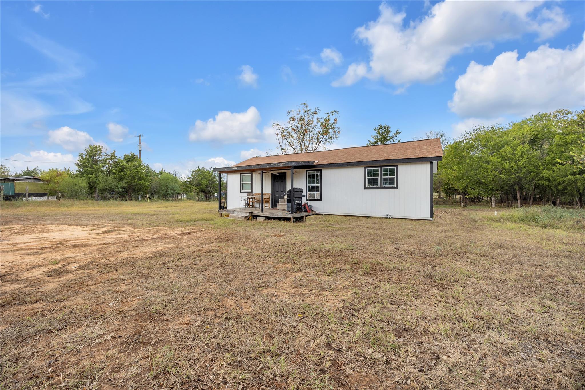 759 Green Valley DR — photo 3