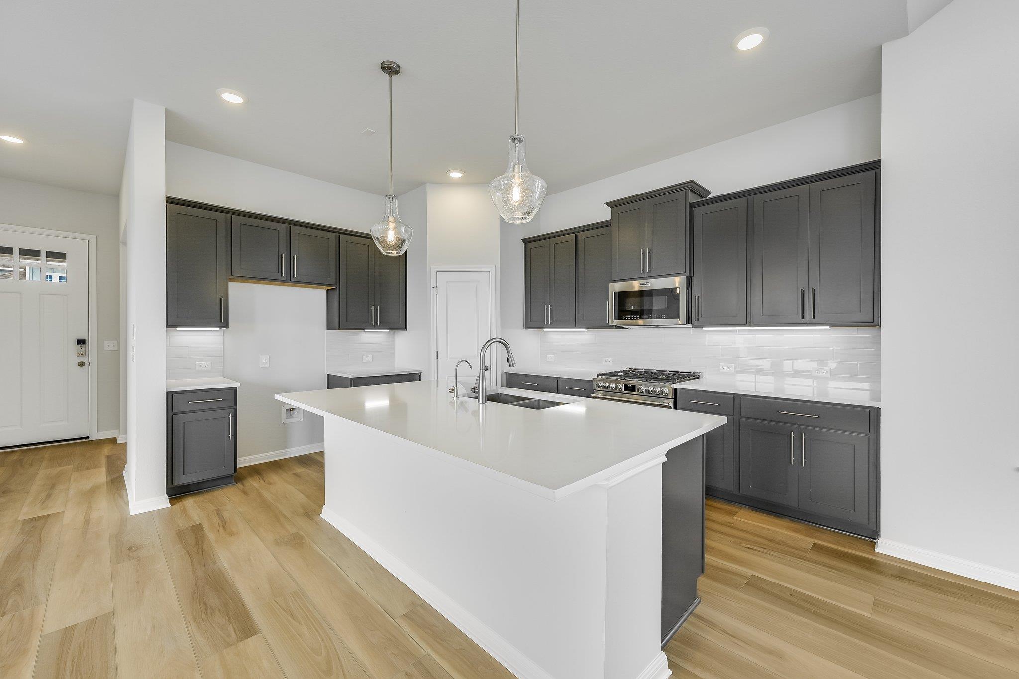 8515 Dongan DR — photo 5